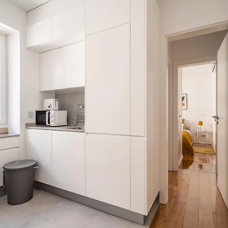Akicity Leaf Apartment